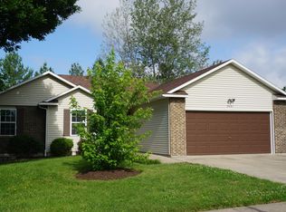 3801 Blue Cedar Ln, Columbia, MO 65203