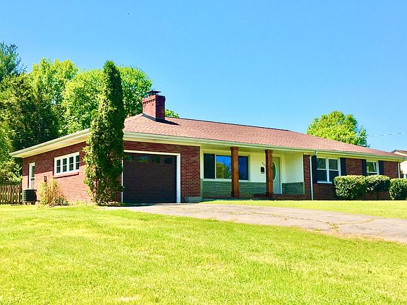 2nd image of 802 Hillmoor Dr