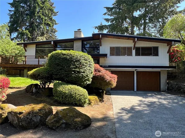 12509 SE 48th Place, Bellevue, WA 98006