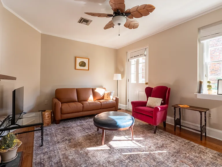 1018 Bienville St #C — Photo 27