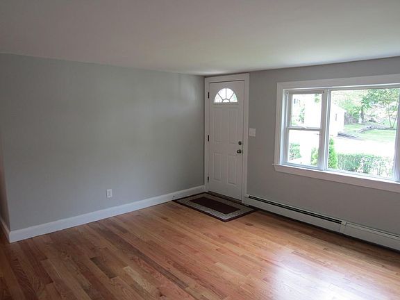 3rd image of 56 Dorsey St