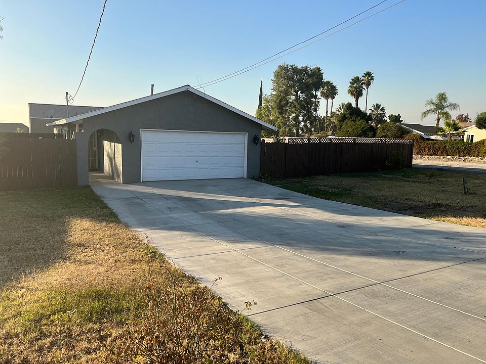 1st image of 1179 Tourmaline Ave