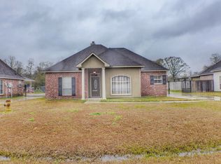 12209 Tallow Ridge Dr, Gonzales, LA 70737