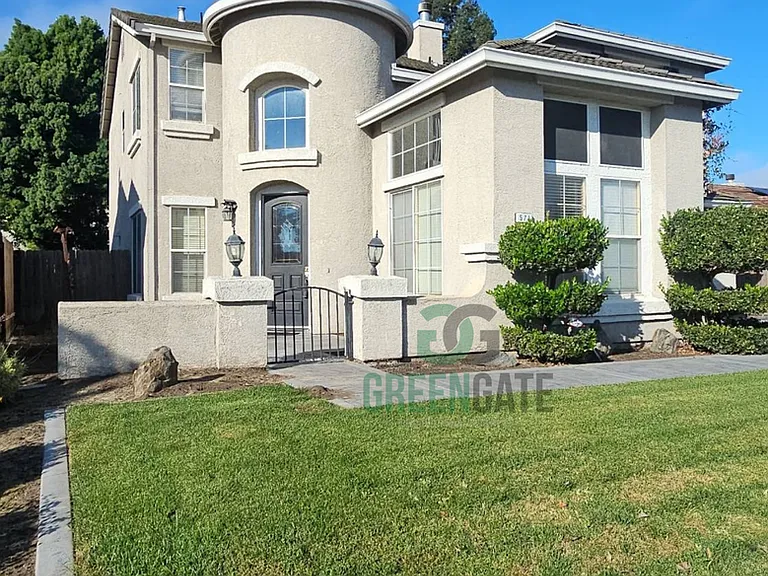 571 Zurich Dr — Photo 86