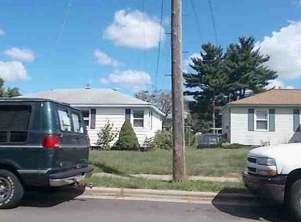 2nd image of 2325 Golden St SW
