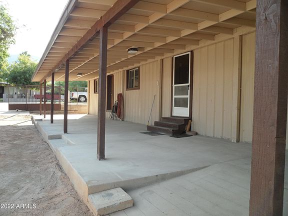 2nd image of 114 N Richard Avenue