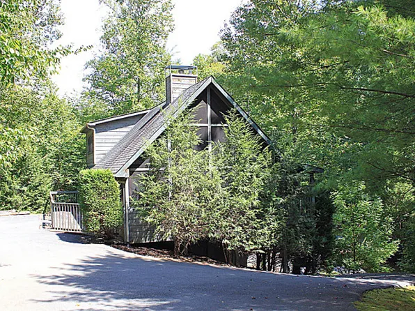 1413 High Forest Way, Sevierville, TN 37862