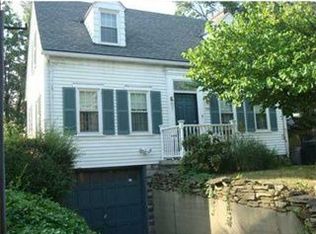 235 Melville Ln, Sewickley, PA 15143