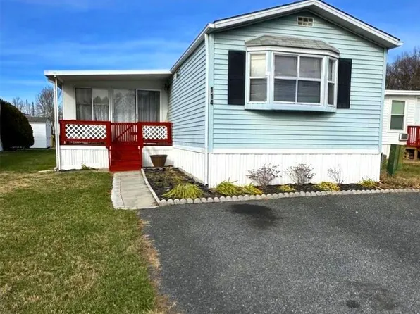 114 Cowhide Cir, Middle River, MD 21220