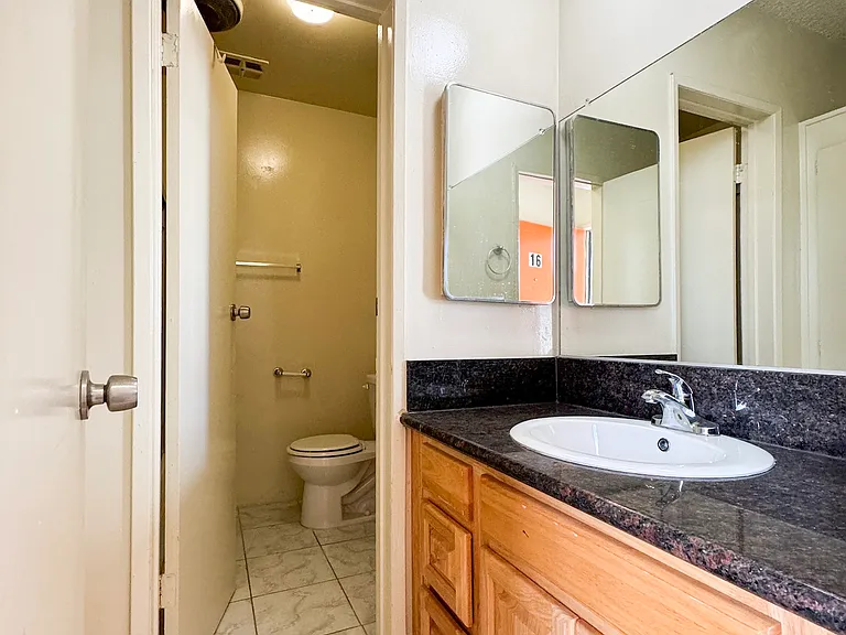 4641 La Mirada Ave #16 — Photo 10