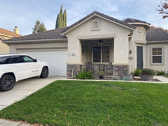 2nd image of 262 Royal River Dr