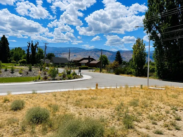 3217 NW Cascade Ave Lot 29, East Wenatchee, WA 98802