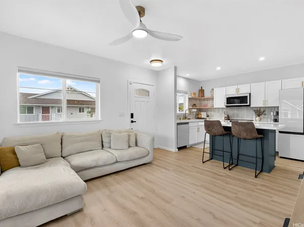 1131 Kakala St APT 1302, Kapolei, HI 96707