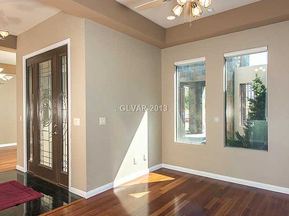 5th image of 928 S Santa Helena Ave