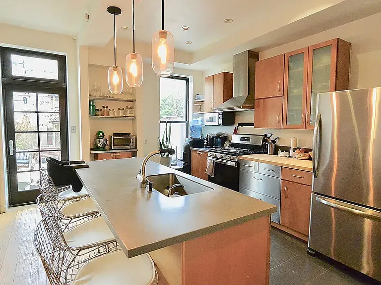 227 Sackett St #1 — Photo 5