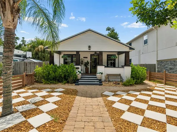 1011 14th St N, Saint Petersburg, FL 33705