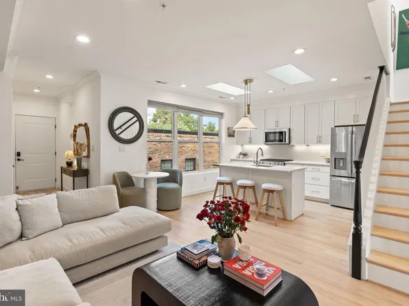 1721 20th St #302, Washington, DC 20009