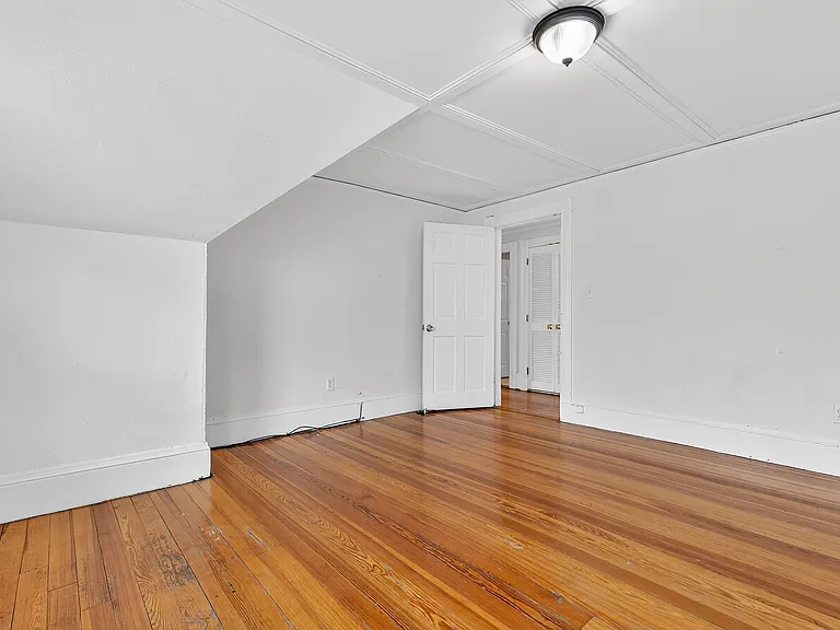 36 Mapleton St — Photo 25
