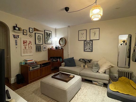 3rd image of 485 14th St #1