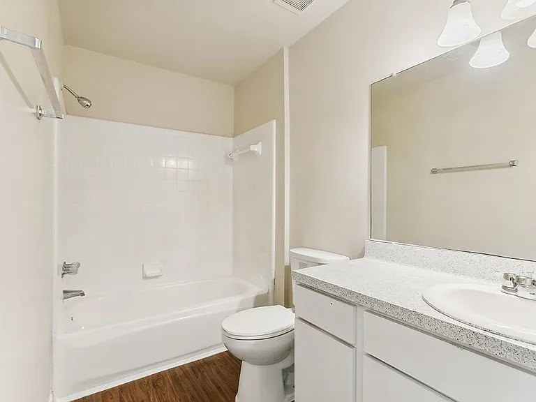 Sterling Green Village & Sheldon Ranch Apartments — Photo 25