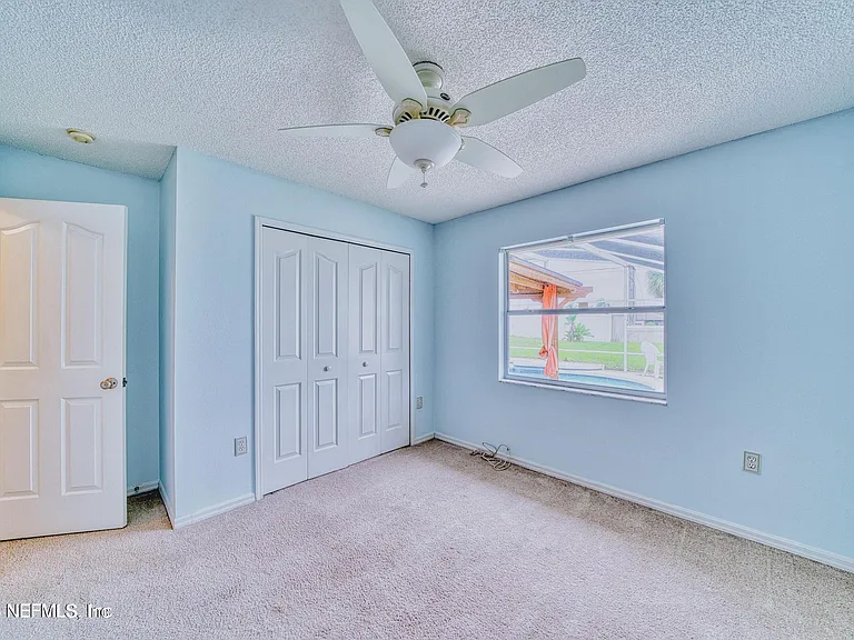 5628 Loma Vista Dr W — Photo 27