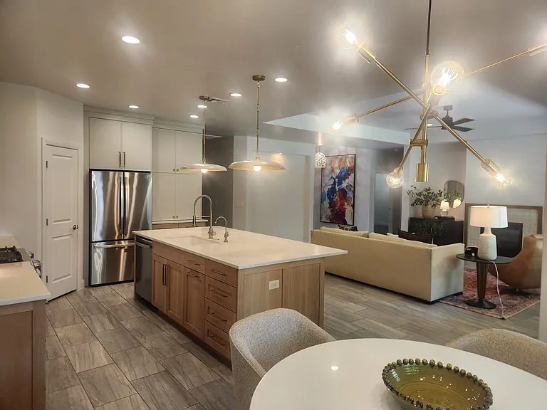 110 S Chalon Dr — Photo 8