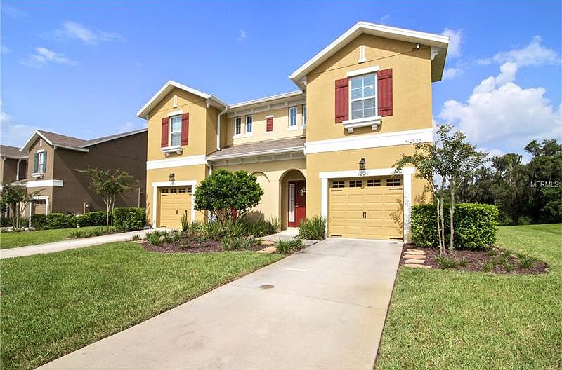 1st image of 1221 Peterson Pl