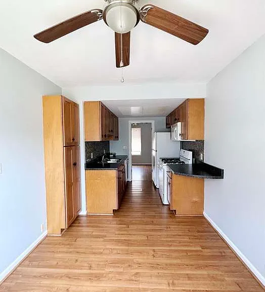1 Sycamore Row — Photo 4