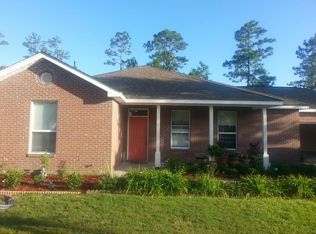 111 Village Ln, Freeport, FL 32439
