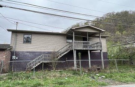 1st image of 106 Sergent St