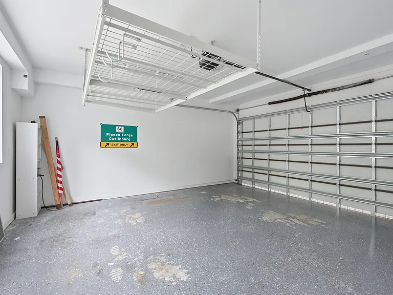 714 NE 14th Ave #102 — Photo 32