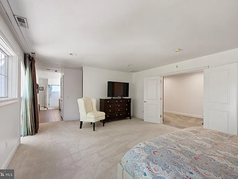 16346 Snook Ct — Photo 8