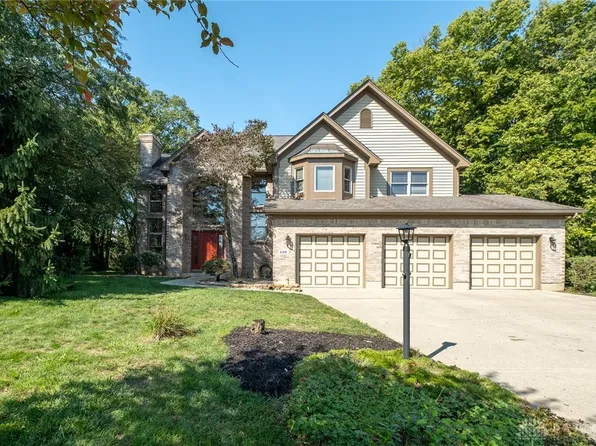 135 Eastwick Ct, Dayton, OH 45440