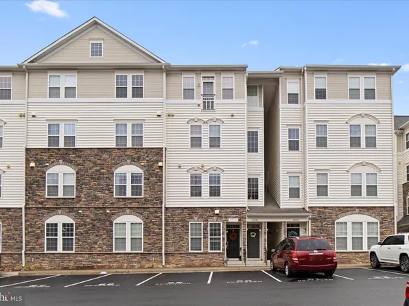 24546 Byrne Meadow Sq, Aldie, VA 20105