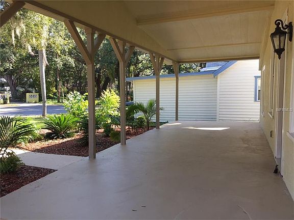3rd image of 1538 Carmel Ave