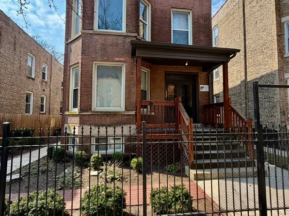 5818 N Ridge Ave APT 2F, Chicago, IL 60660