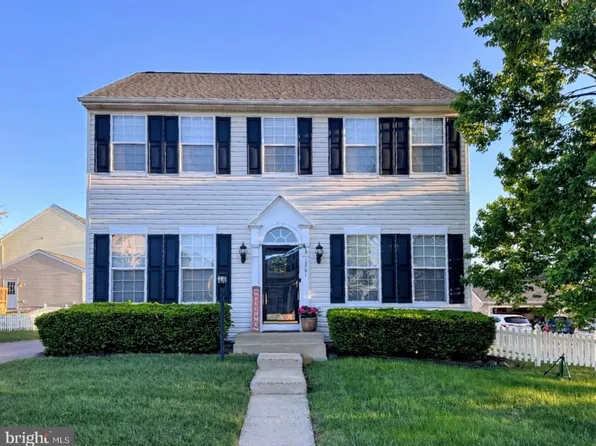 13791 Tartan Hills Pkwy, Bristow, VA 20136