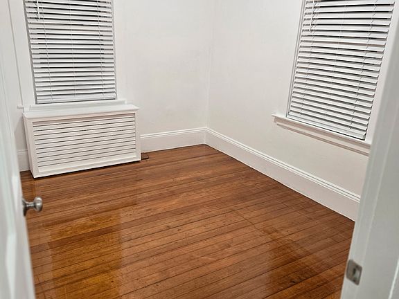 5th image of 31 Ceres St APT 2