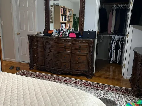 87 Wallis Ave #1, Jersey City, NJ 07302