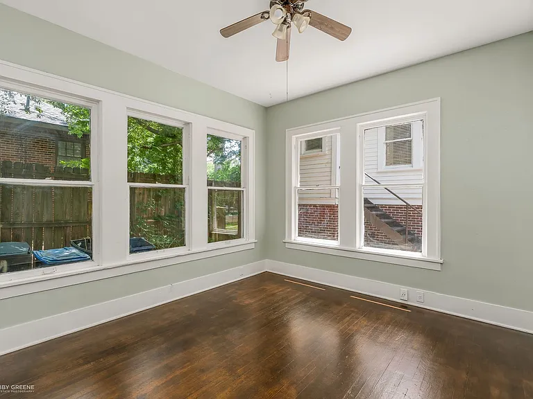 561 Forest Ave — Photo 19