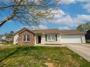 2139 Ember Brook Ln, Powell, TN 37849