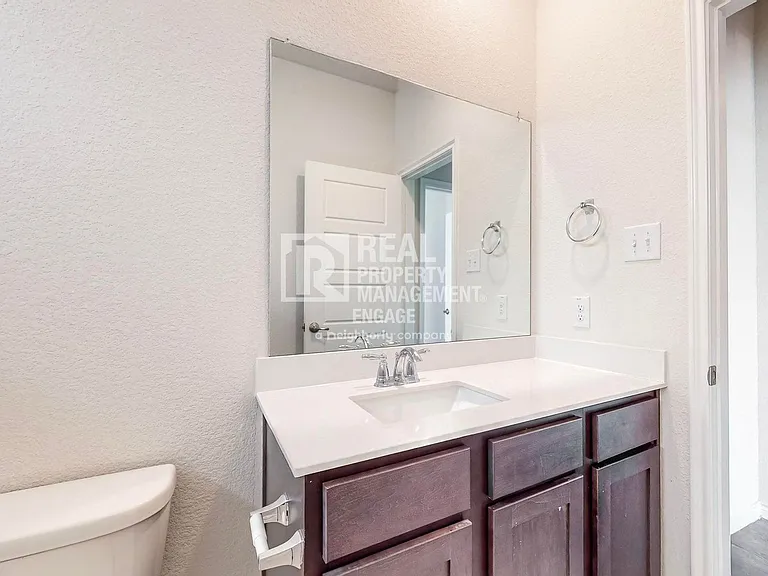 2321 Astapor Dr — Photo 20