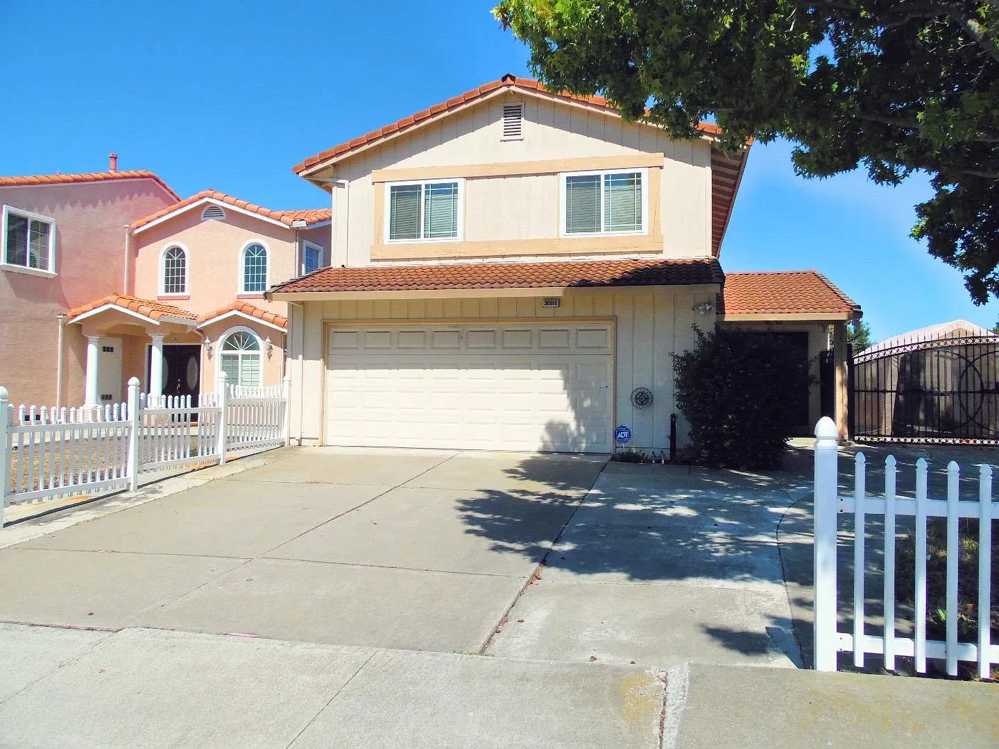 30916 Tidewater Dr photo 1
