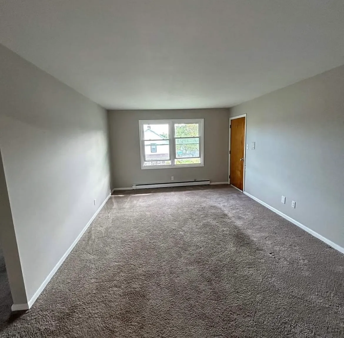 2 bed, $1,350 — Photo 4
