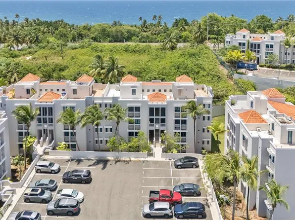 Cond Palma Dorada Vlg APT J-1904, Vega Alta, PR 00692