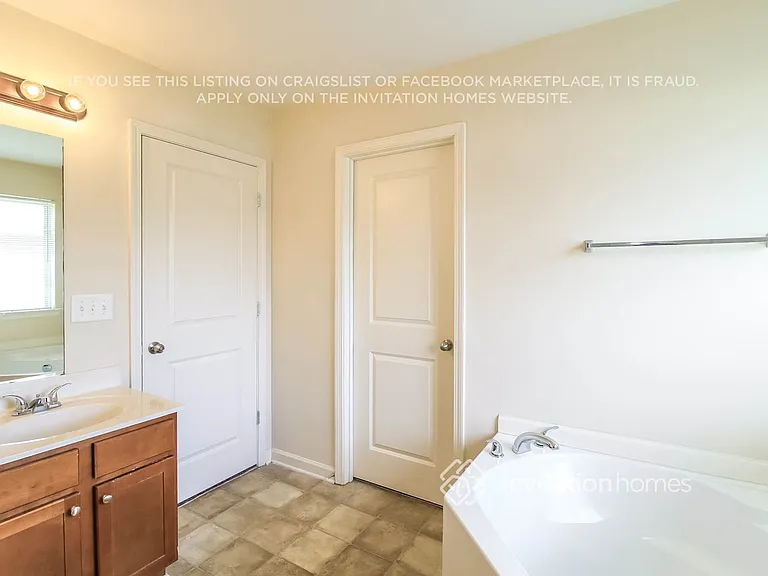 4291 Henry Ridge Ct — Photo 14