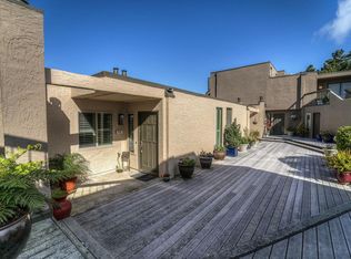 411 Roberts Rd, Pacifica, CA 94044