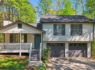 210 Burnt Hickory Dr, Dallas, GA 30132