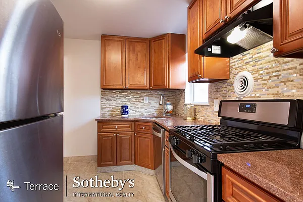 Rented by Terrace Sotheby's International Realty | media 37
