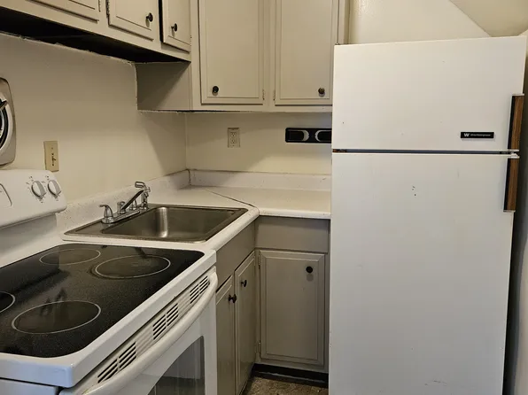 712 W 3rd St #3, Williamsport, PA 17701